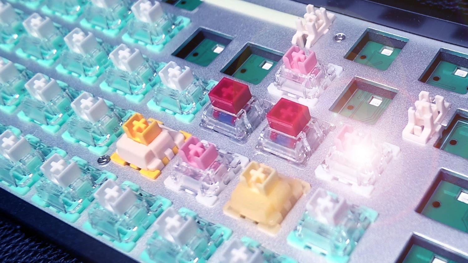 Hot-Swappable Keyboards: A Beginner's Guide to Building Your First Custom Keyboard