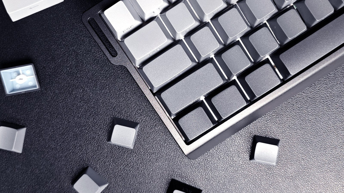 PBT Keycaps vs ABS Keycaps: Which is Better for Gaming Keyboard